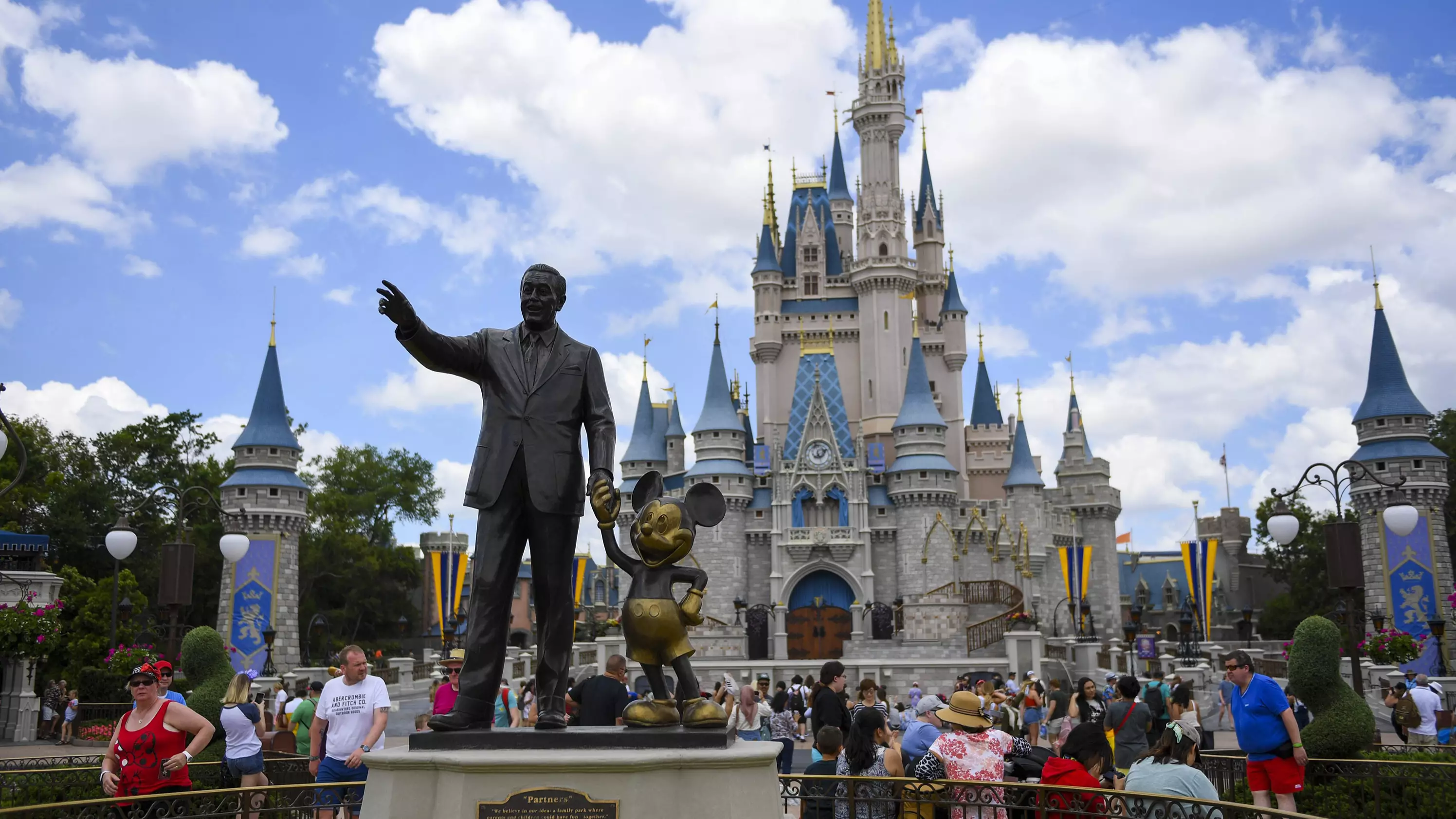 Walt Disney Company Announces Requirement For US Staff To Be Fully Vaccinated 
