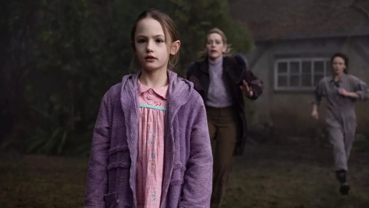The Haunting Of Bly Manor Viewers Irritated By Girl Saying 'Perfectly Splendid' 