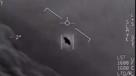 US Fighter Pilots Spot UFO In Newly Declassified Pentagon Footage