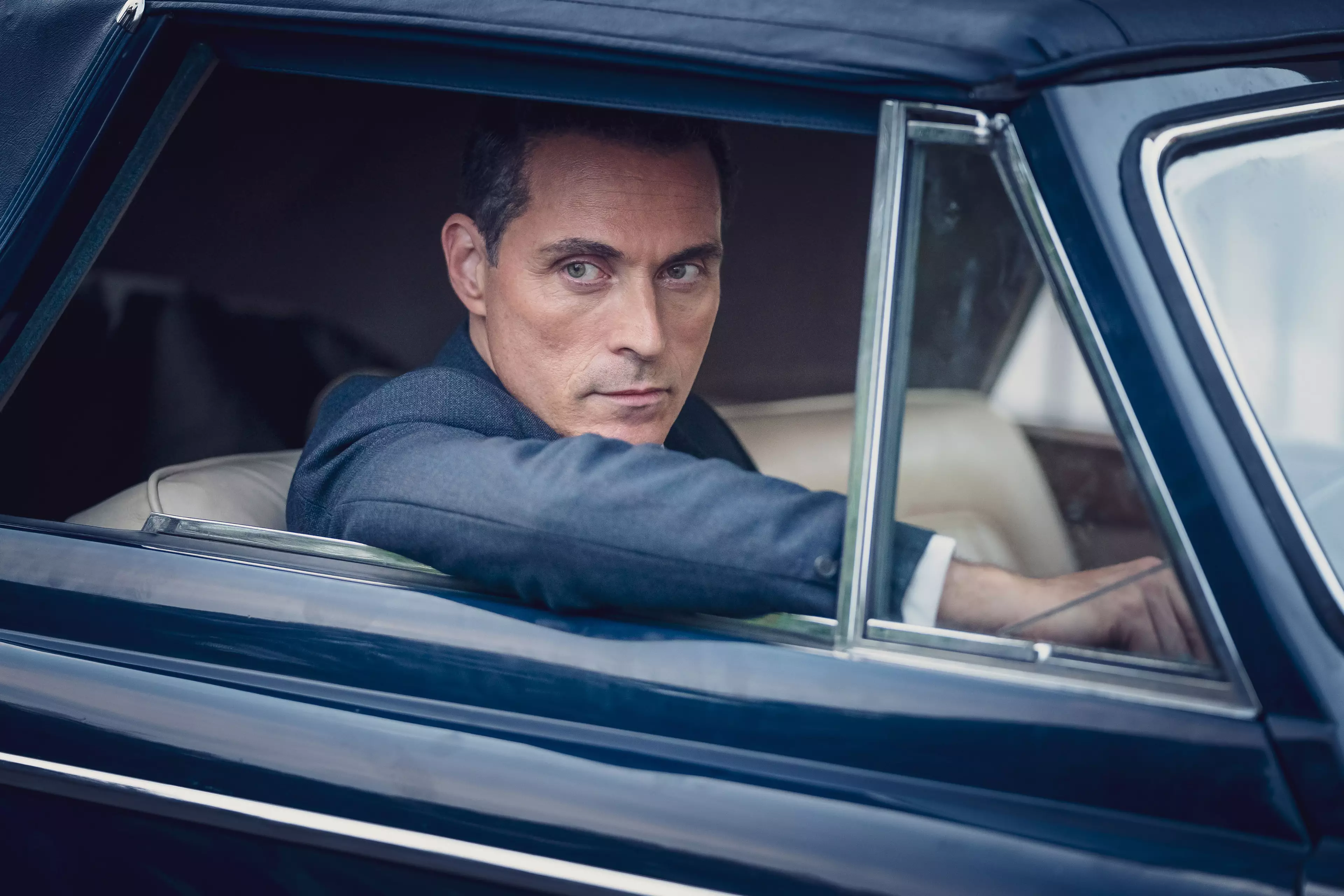 Rufus Sewell plays Mark Easterbook (