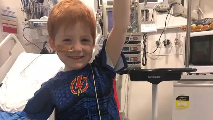 Aussie Legend Creates Fun Hospital Gowns For Kids To Make Them Feel Like Superheroes