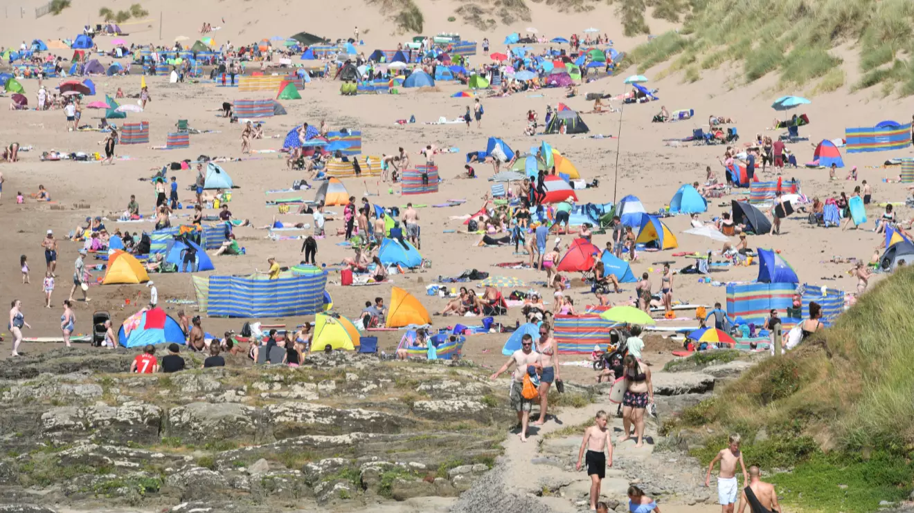 Experts Issue Warnings As UK Temperatures Set To Smash Records