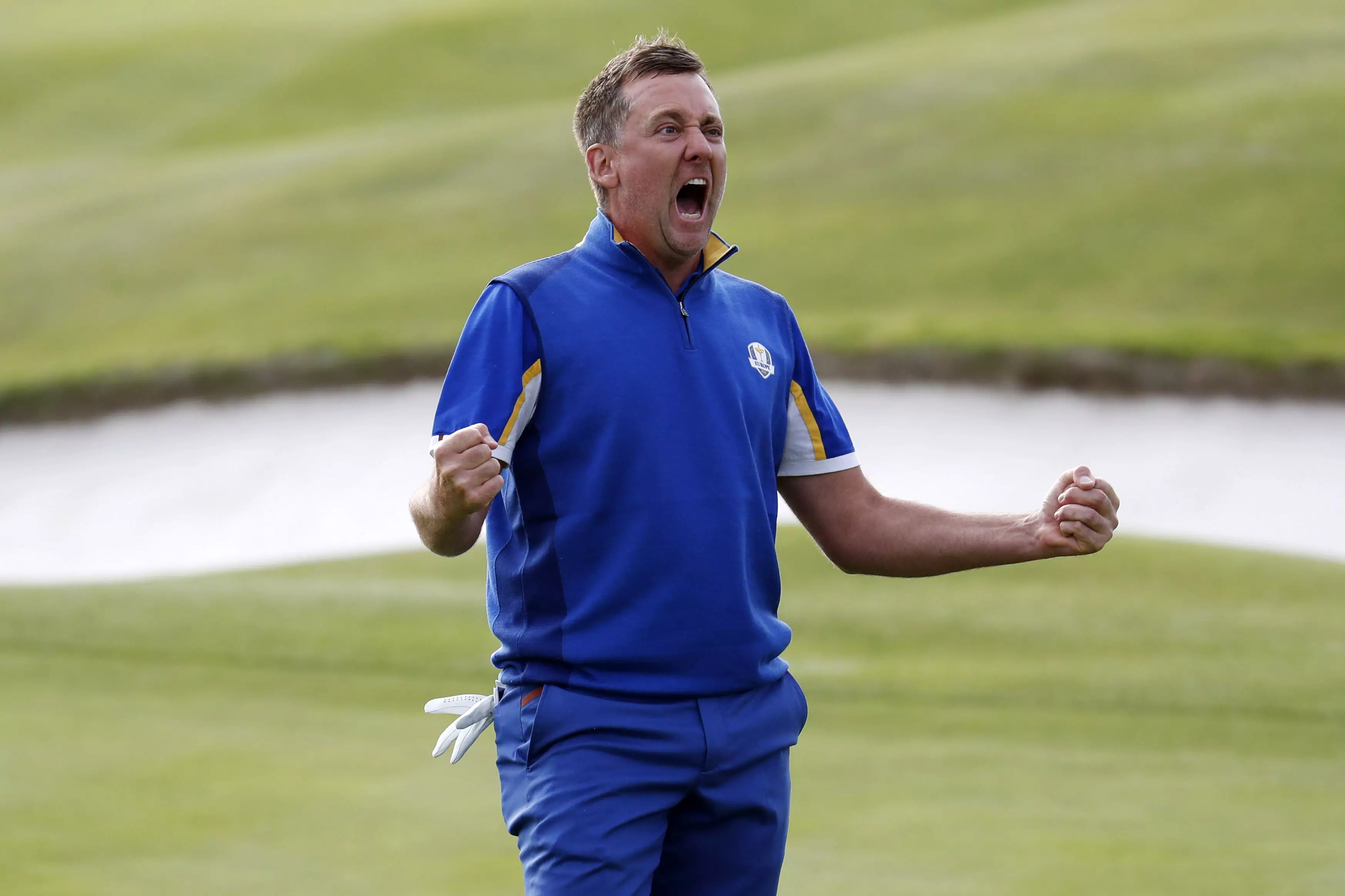 Poulter getting the European crowd fired up. Image: PA Images