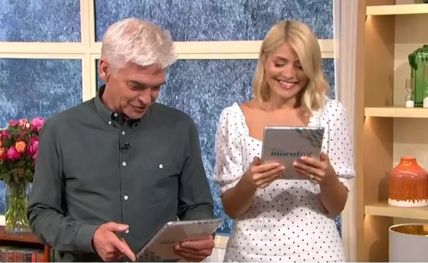 Holly and Phil couldn't contain their giggles (
