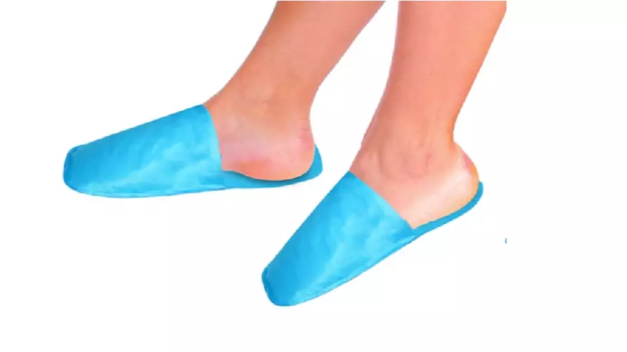 These £15 Frozen Slippers Are The Answer To Clammy Feet