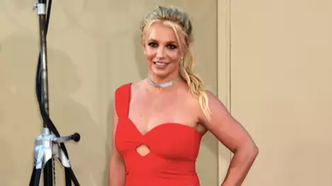 Britney Spears Begs Court To End Father’s Control After 12 Years