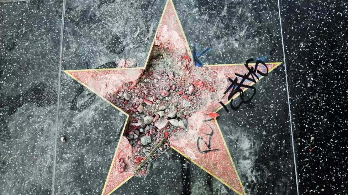 ​Donald Trump’s Walk Of Fame Star To Be Removed