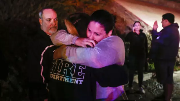 Mum Of Thousand Oaks Shooting Victim Wants Gun Control Not Prayers