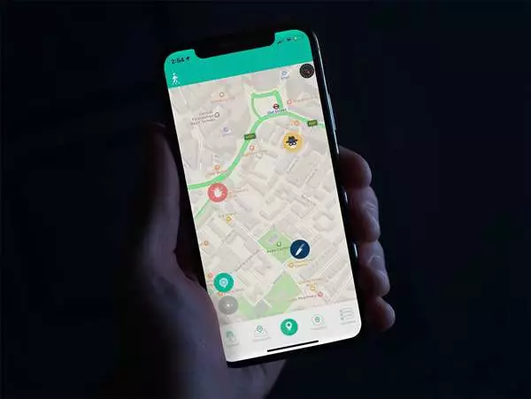 The app can be used discreetly when walking at night (