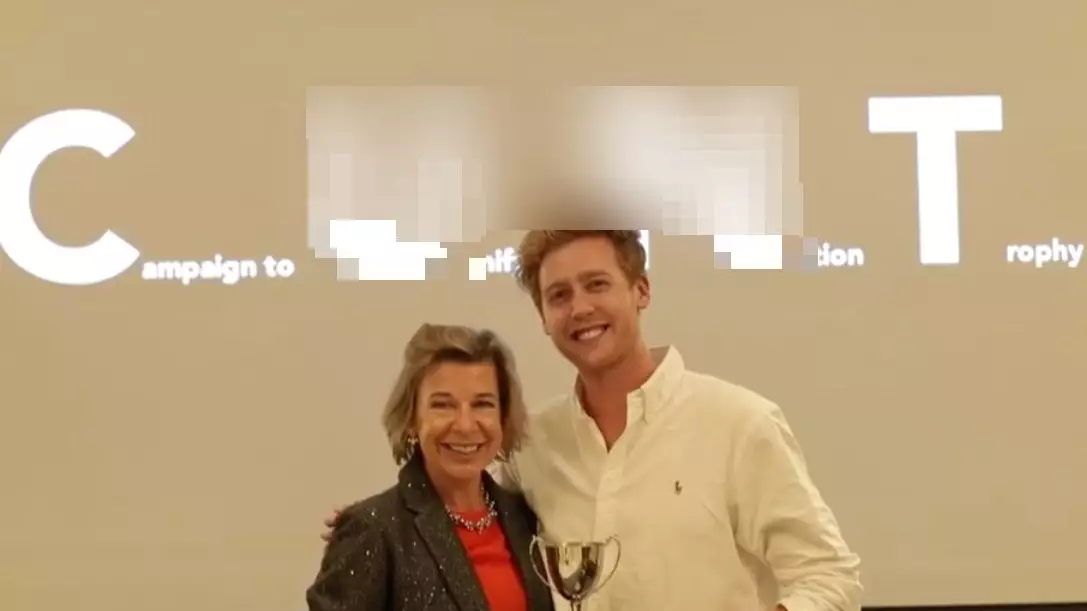 Guy Tricks Katie Hopkins Into Accepting 'C**T' Award
