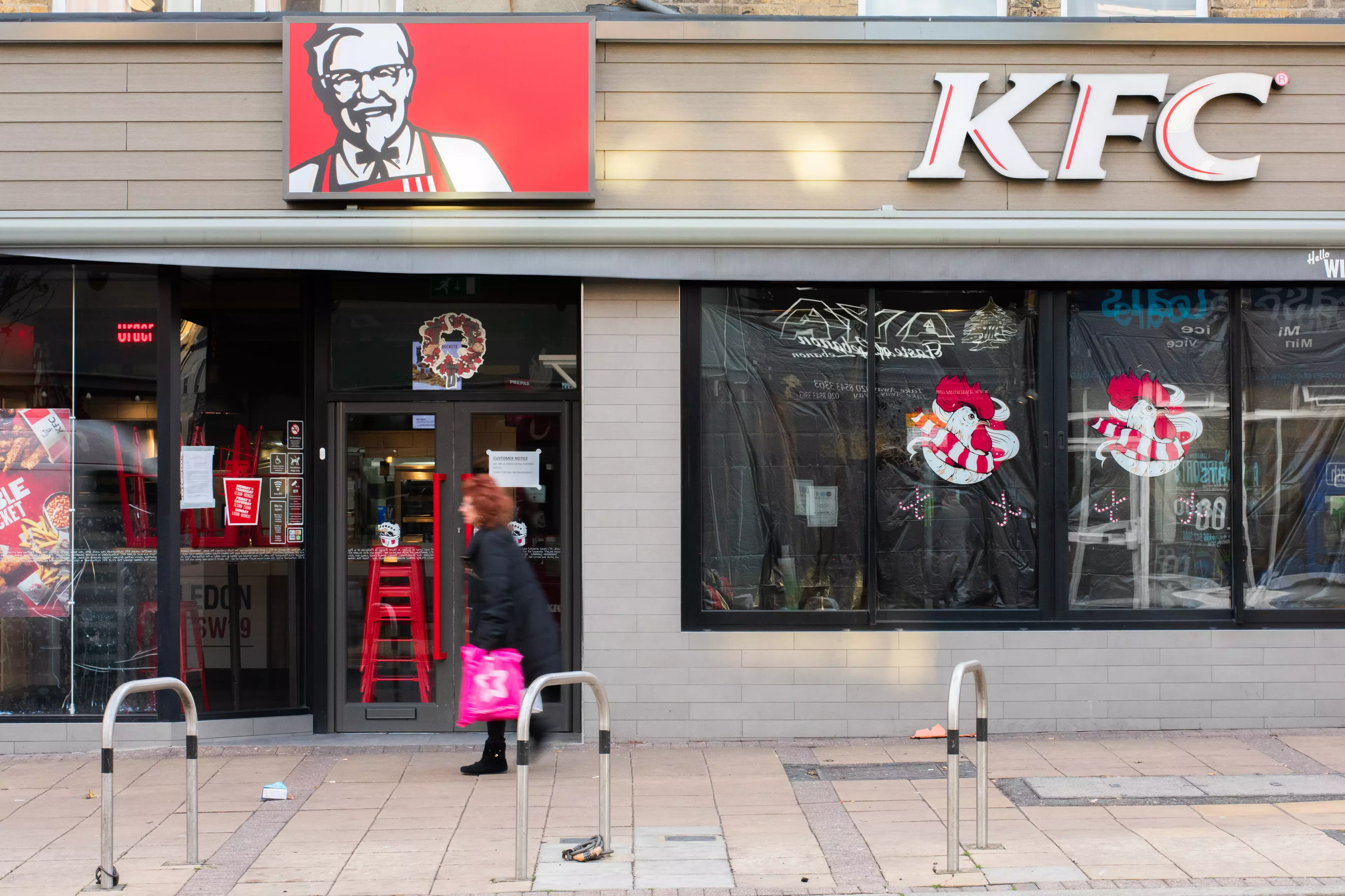 KFC's famous gravy and popcorn chicken will feature on the pizza.