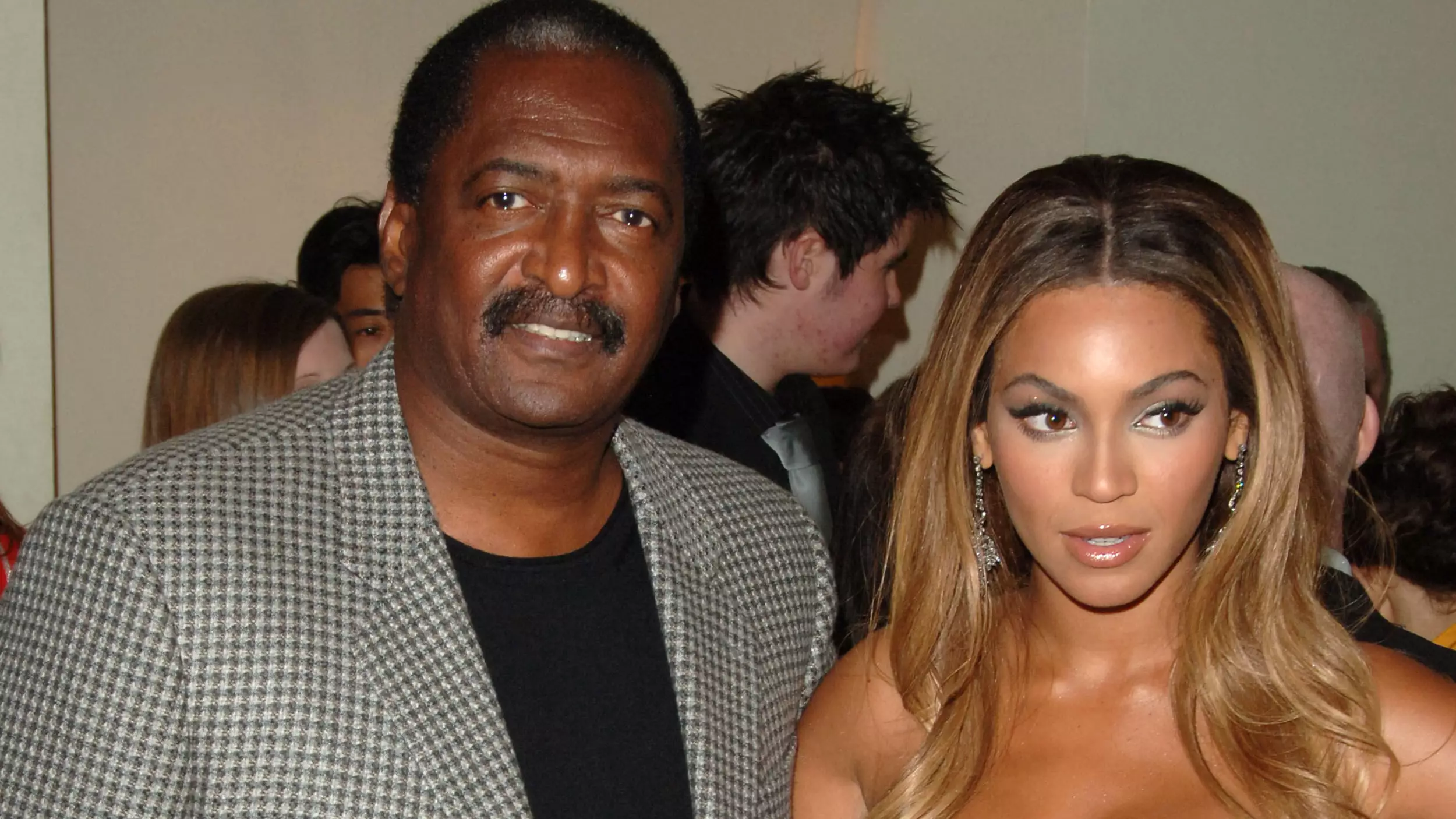 Beyoncé's Dad Diagnosed With Male Breast Cancer
