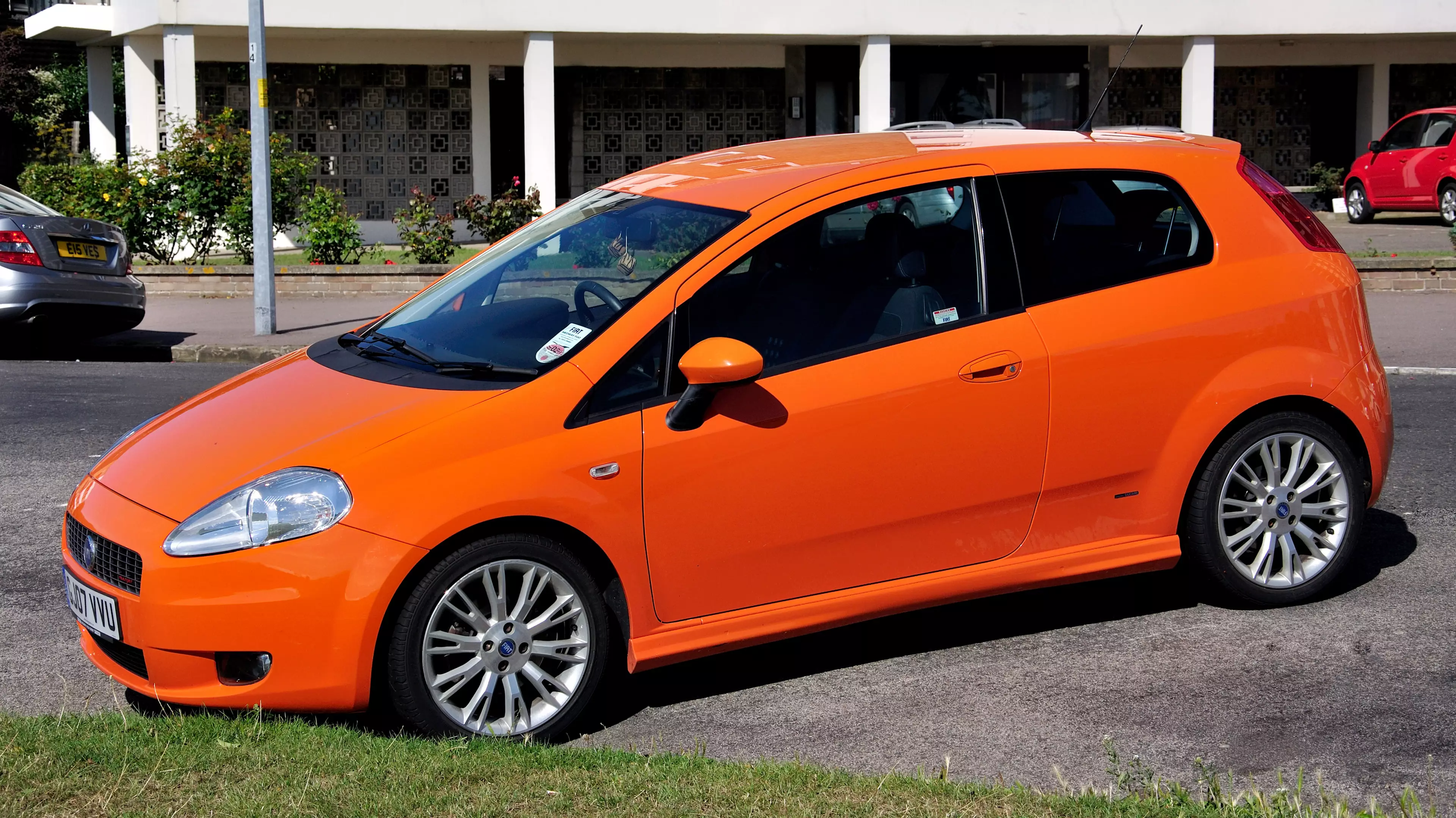 Man Rammed Audi Driver Off Road For 'Disrespecting' His Orange Punto