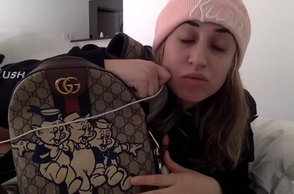 The Instagrammer showed off her expensive bag.
