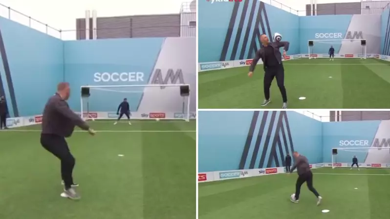 Lee Trundle Recreates His Incredible Shoulder Roll Skill On Soccer AM - He's Still The 'Showboat King'