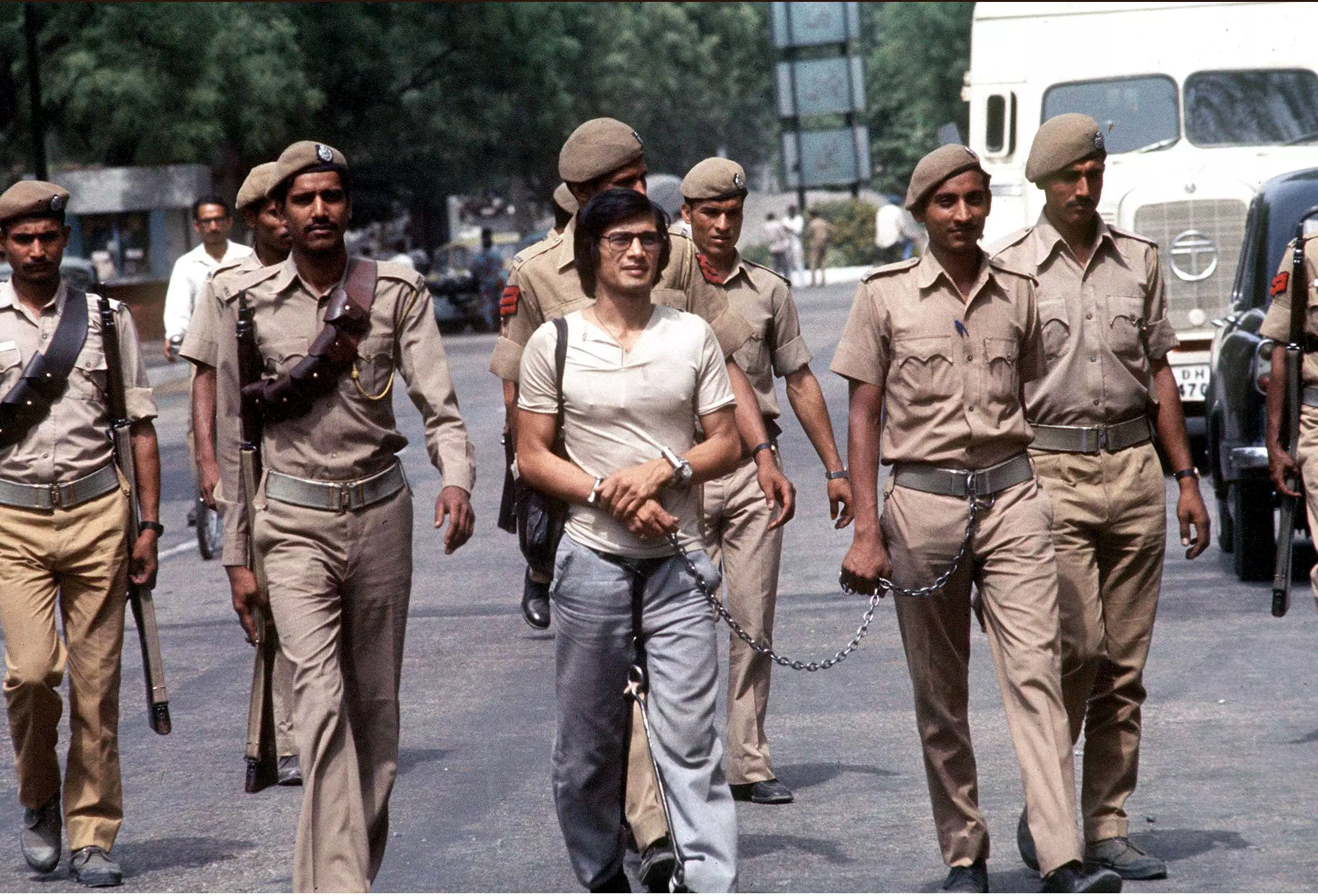 Real image of Sobhraj being led to jail (