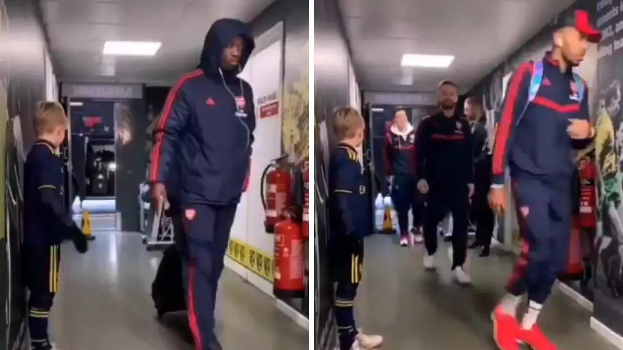 Arsenal Players Filmed Shockingly Ignoring Young Mascot Before Norwich Game