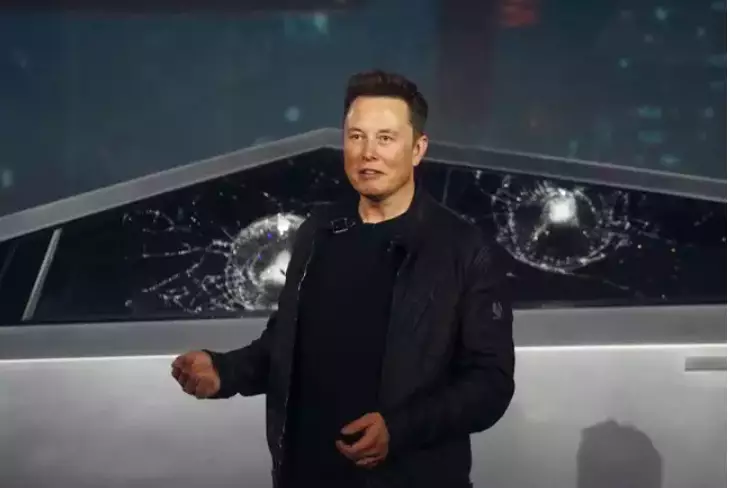 Musk's on-stage test didn't quite go to plan.