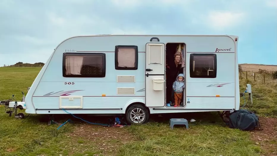 Woman Stuns With Jaw-Dropping Caravan Transformation