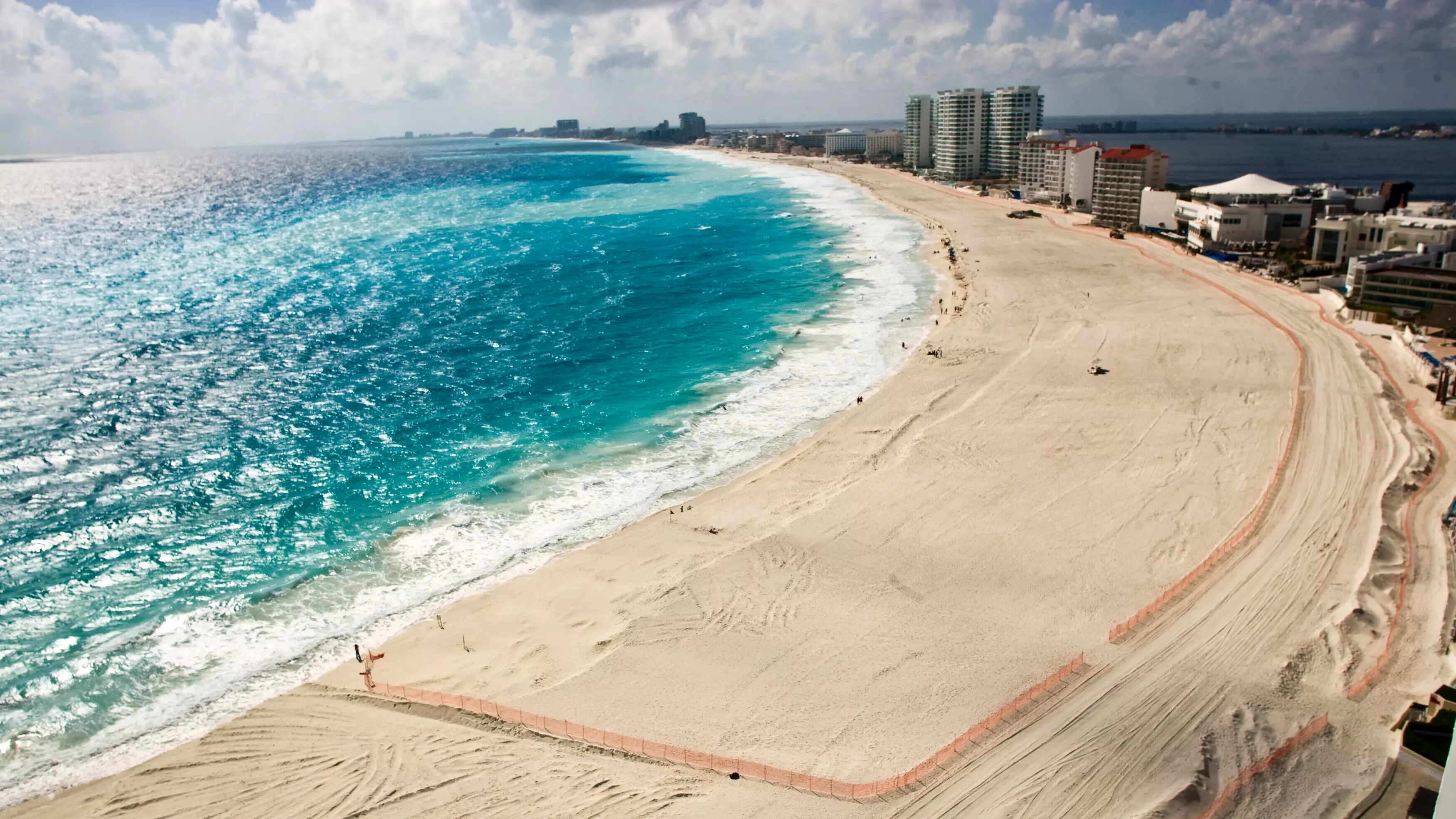 Holiday Paradise Cancún Is Fast Becoming One Of The Deadliest Cities In The World