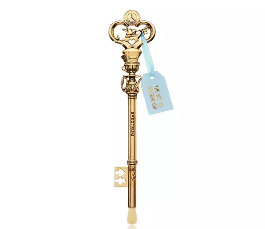 Spectrum's key to Wonderland brush looks like an actual golden key and we're obsessed (