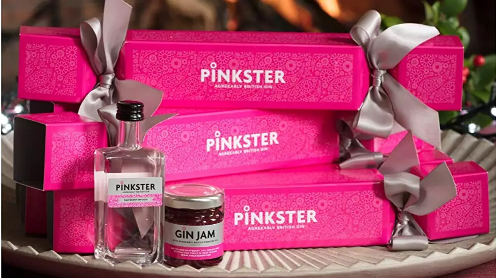 Pink Gin Christmas Crackers Are The Perfect Festive Favour