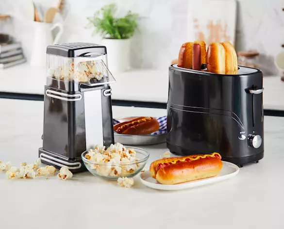 Also get your hands on a popcorn maker and hot dog toaster in Aldi (