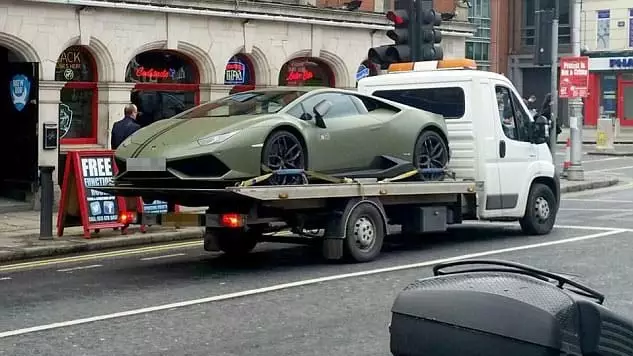 Conor McGregor's £185k Lamborghini Towed Away In Dublin