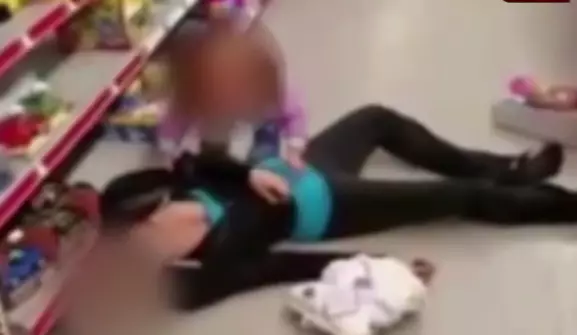 Shocking Video Of A Toddler Screaming After Her Mum Collapses From Drug Overdose