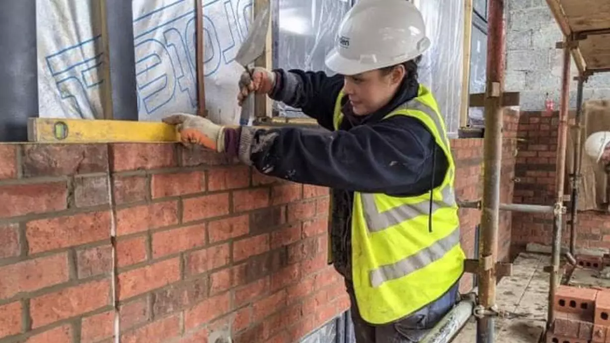 Female Bricklayer Reveals Sexist Comments She Faces At Work