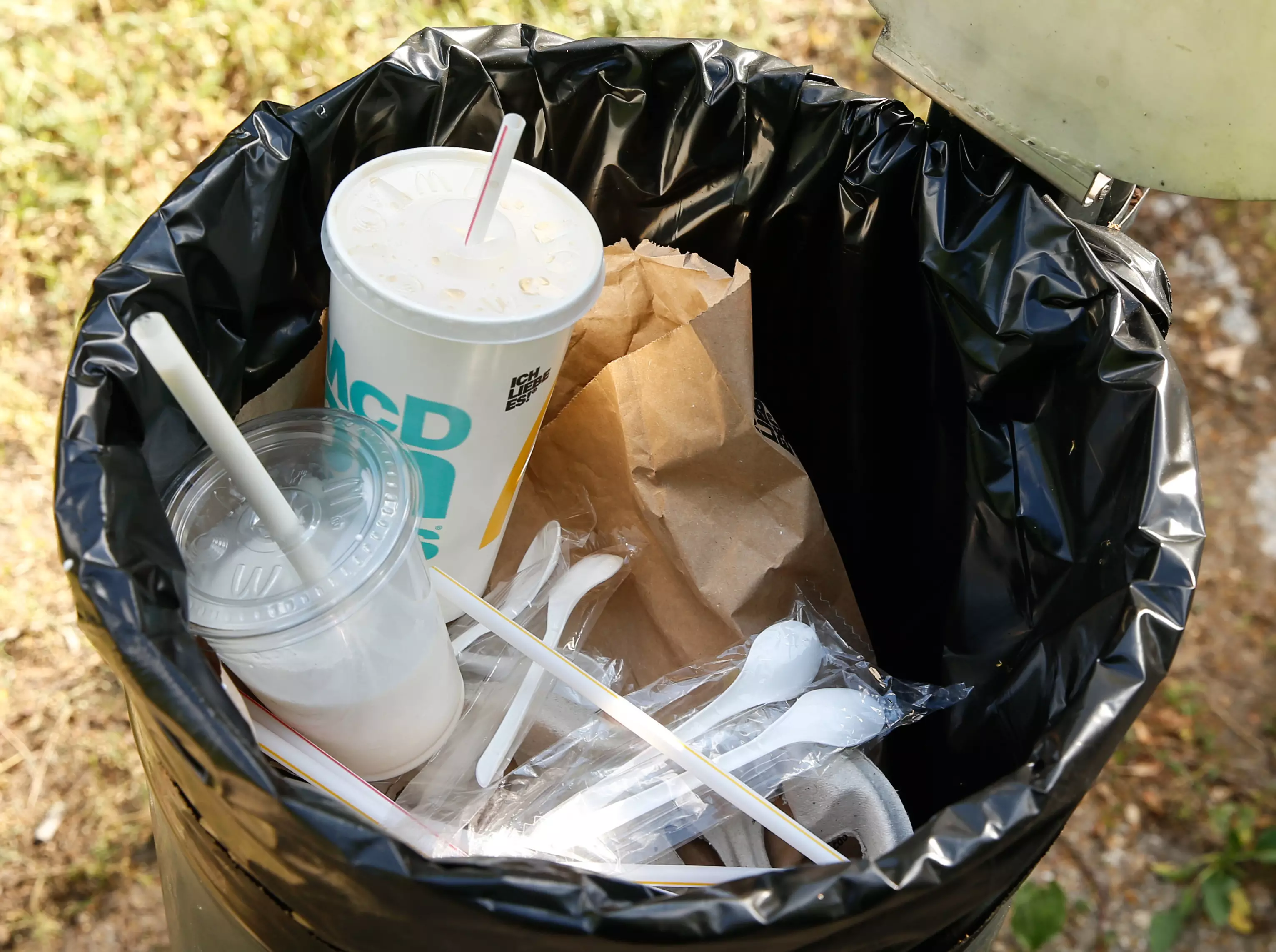 The memo revealed paper straws are thrown in the general waste.