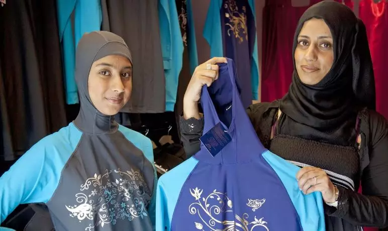 Businessman Says He’ll Pay Fines For Women Ordered To Remove Burkinis