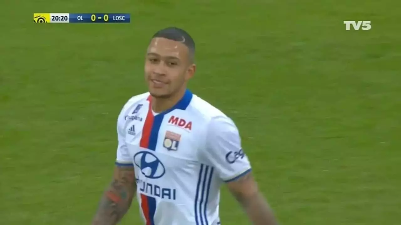 WATCH: Memphis' Lyon Debut Didn't Go Well, At All