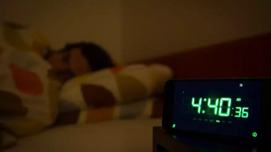 Staring At Your Phone Prevents You From Sleeping - Unless You Do It Right