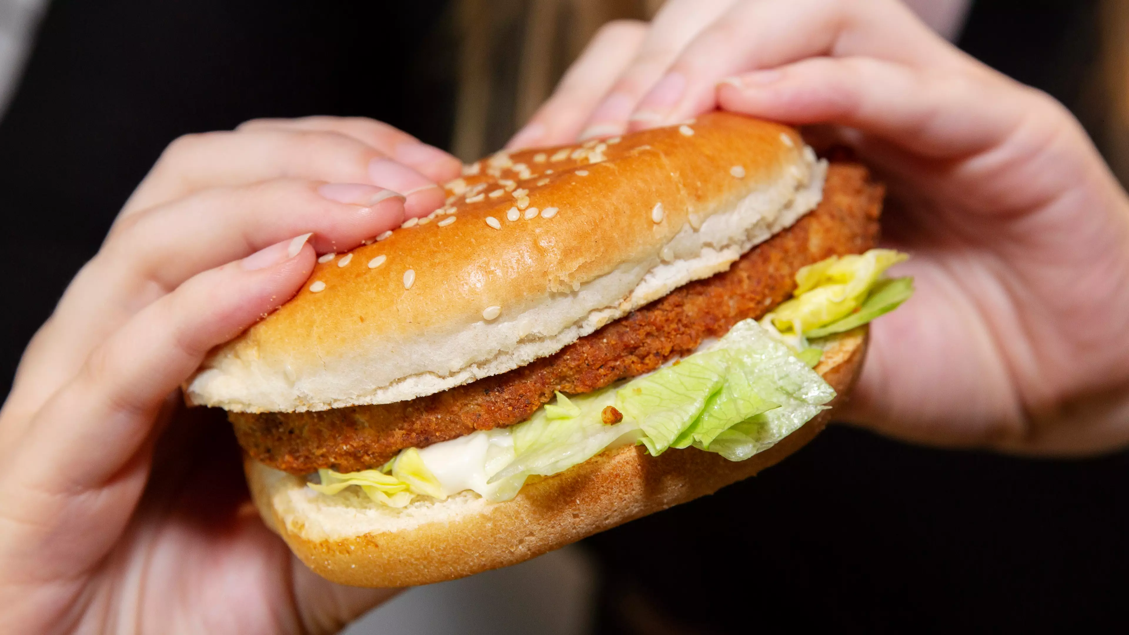 KFC Is Launching A Vegan Chicken Burger And It Sounds Finger Lickin’ Good