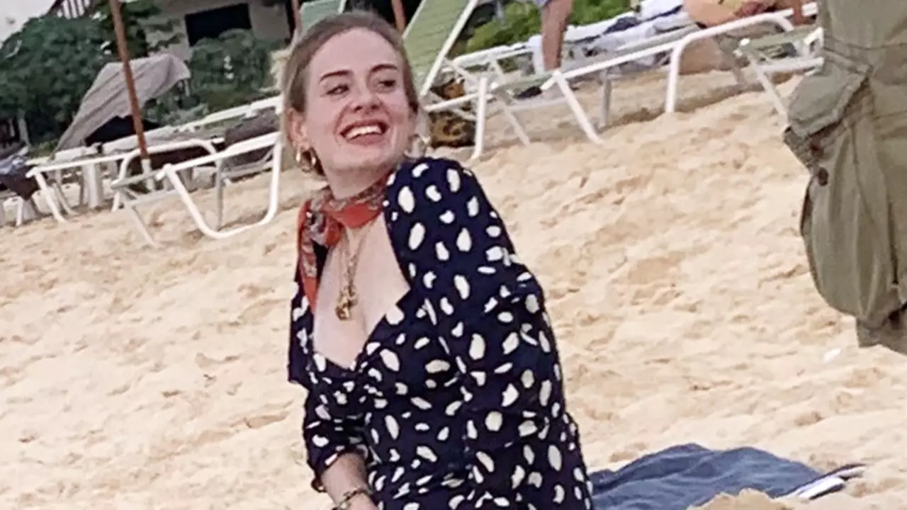 Adele Spoke To Fan About 7 Stone Weight Loss While She Was On Holiday With Harry Styles