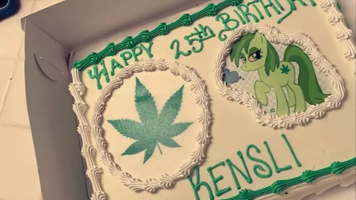 Mum Mistakenly Orders Daughter Marijuana Cake Instead Of 'Moana' Cake