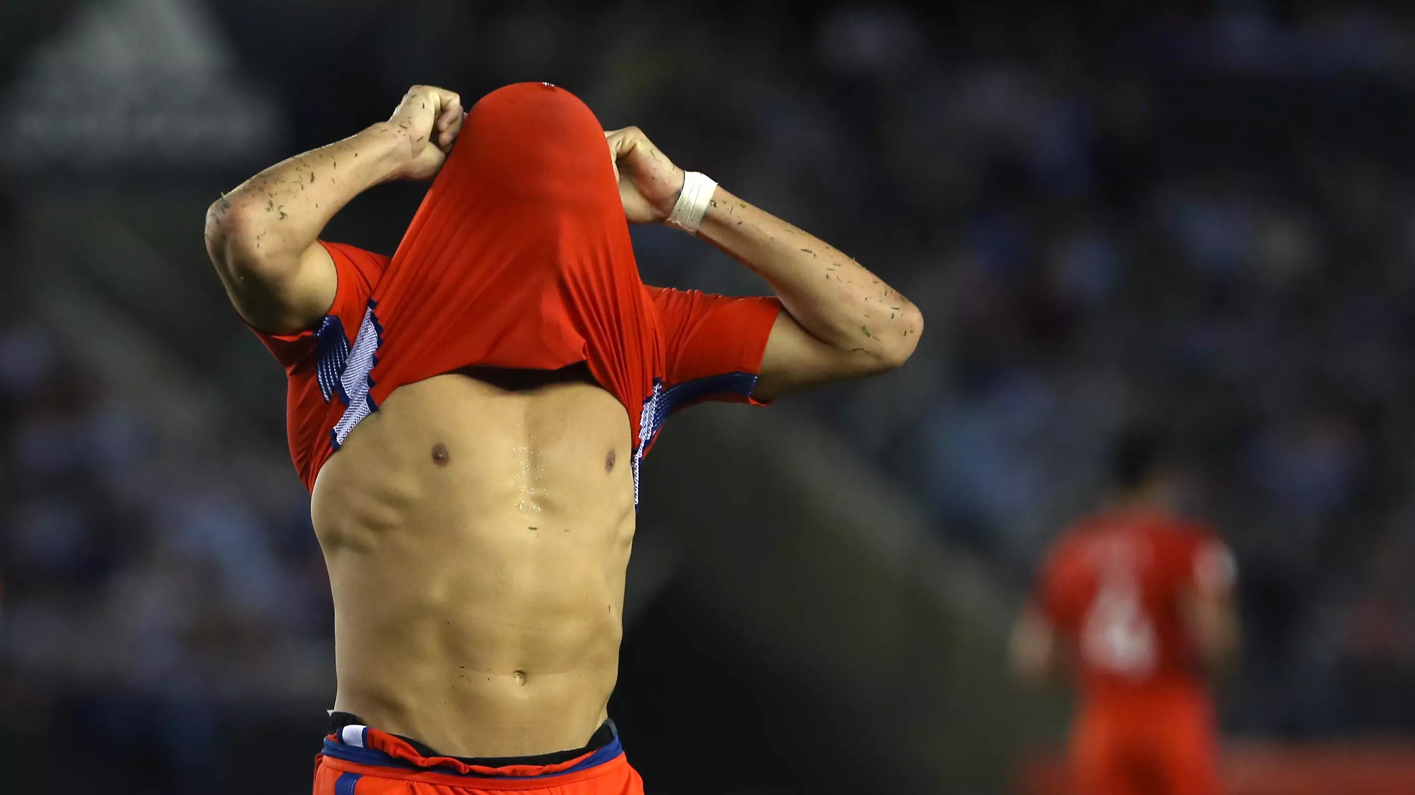 WATCH: A Furious Alexis Sanchez Threw A Strop After Losing To Argentina