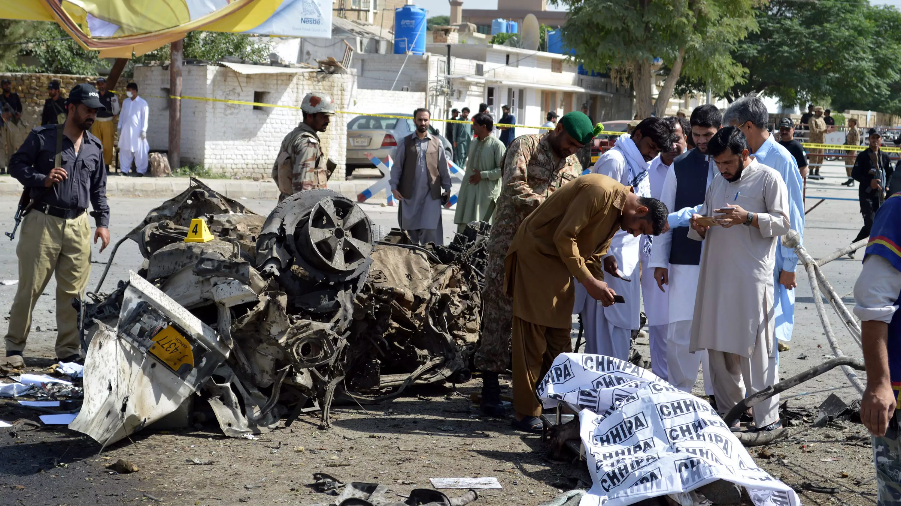 At Least 11 Dead In Pakistan Car Bomb Attack