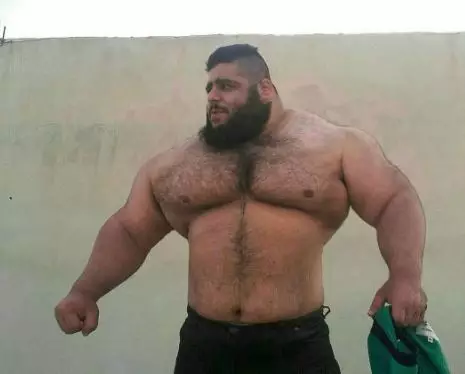 The Man Known As The 'Iranian Hulk' Is Going To Syria To Fight ISIS