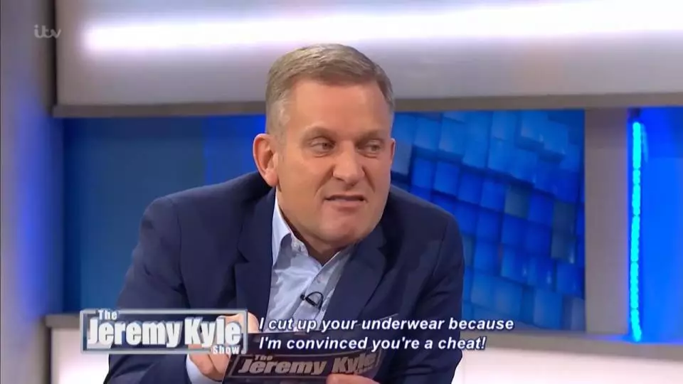 Jezza Awkwardly Asks How People Sext In Cringe-Inducing Conversation