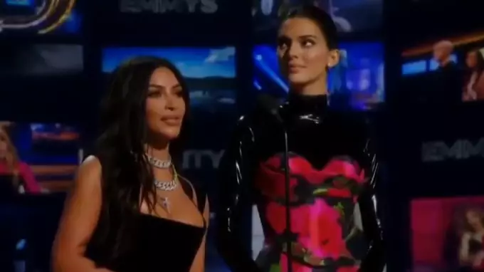 Kardashian Sisters Get Merked By Audience At The Emmy Awards