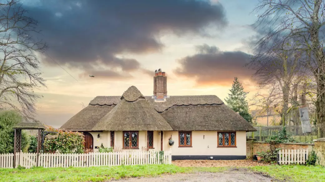 ​Thatched Cottage That Backs Onto Tiger Enclosure On Sale For £375,000