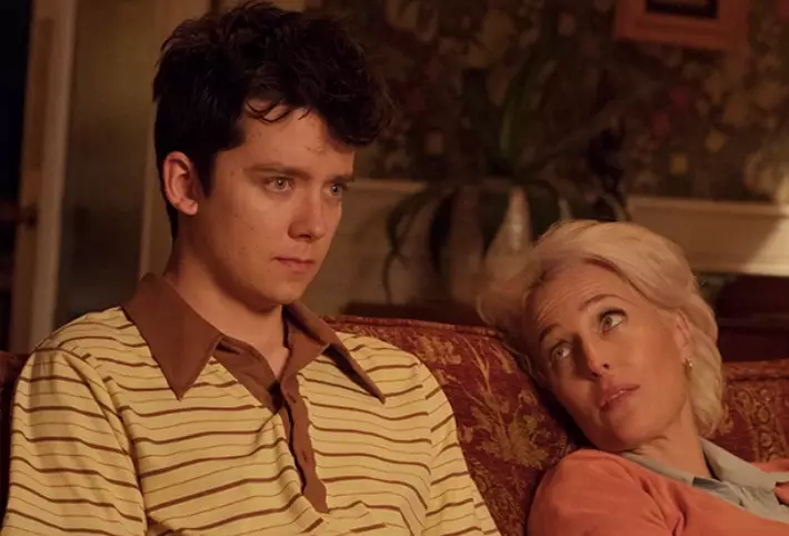 Asa Butterfield and Gillian Anderson as Otis and Jean.