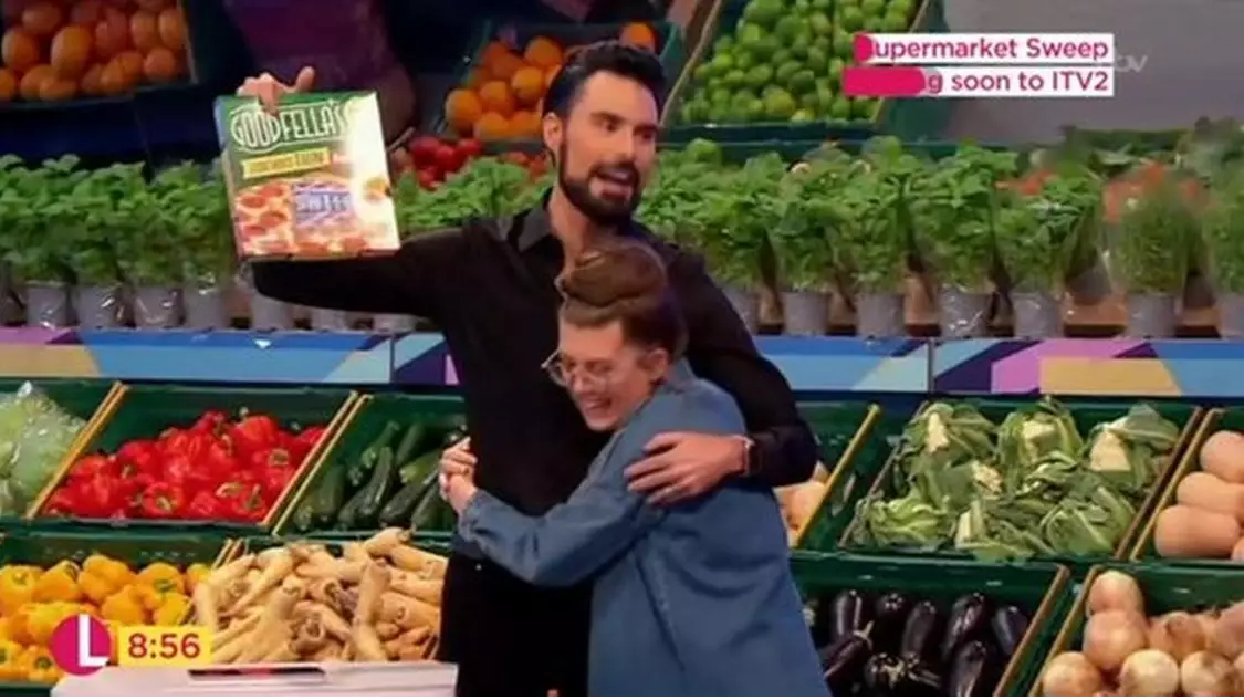 All Of The Food From 'Supermarket Sweep' Will Be Donated To Food Banks
