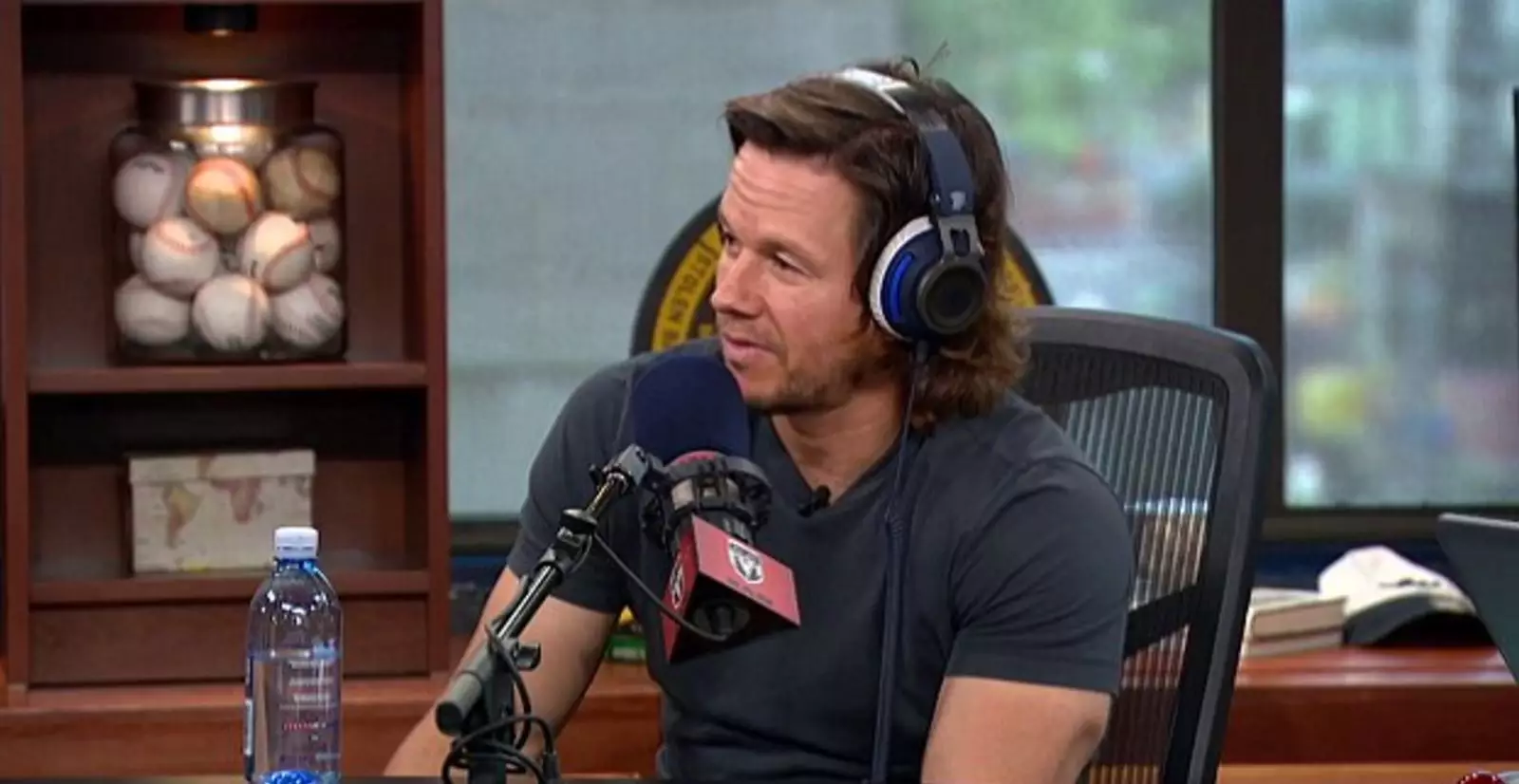 ​Mark Wahlberg's Daughter Had Bars Spit Against Her By Her Dad