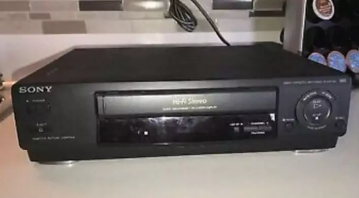 The VHS player that Matt sold to 86-year-old Don.