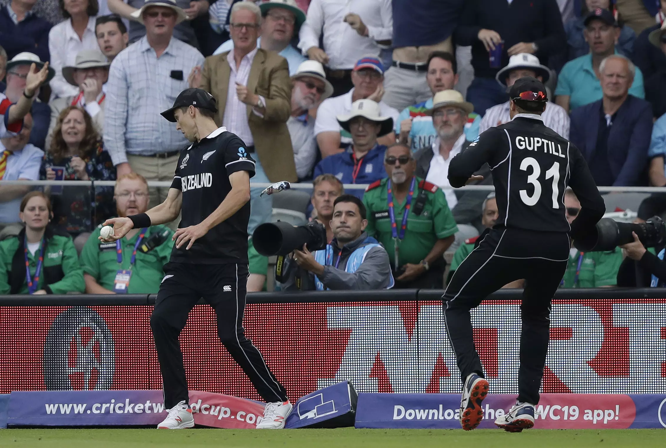 Boult steps back onto the rope. Image: PA Images