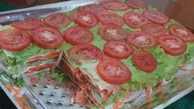 Someone Made A Salad Lasagne And People Are Freaked Out