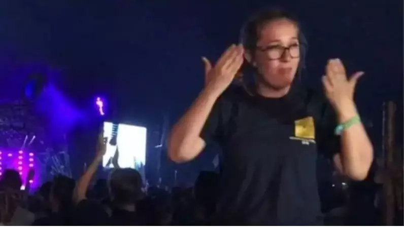 Stormzy’s Glastonbury Sign Language Interpreter Goes Viral For All The Right Reasons